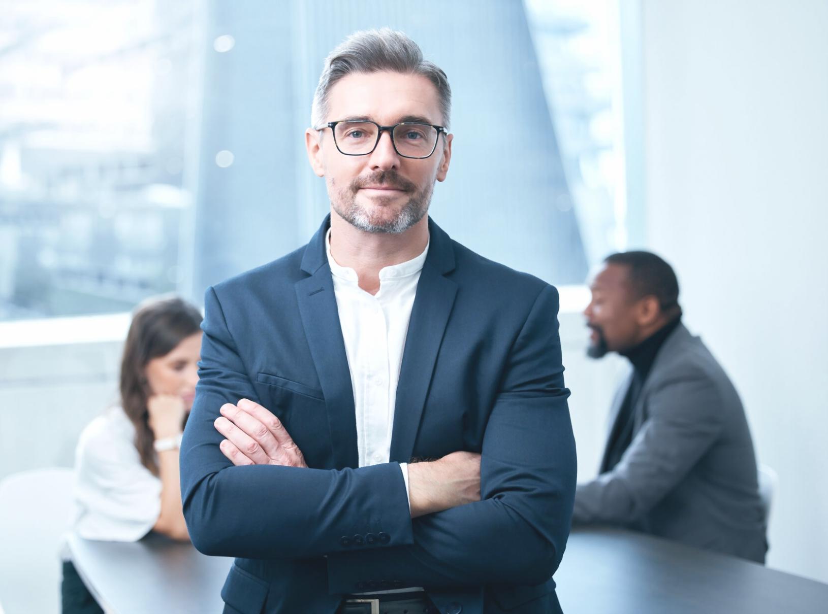 Deltagere i et live webinar om budget benchmarking